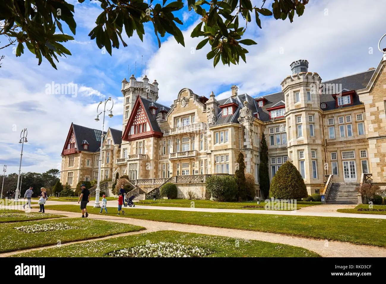 campus de la magdalena cantabria - Cómo se llama la Universidad de Verano de Santander