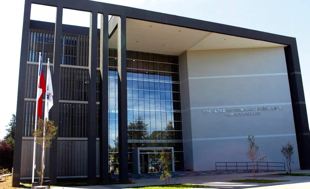 campus ciencias juridicas - Cuántas facultades tiene la URJC