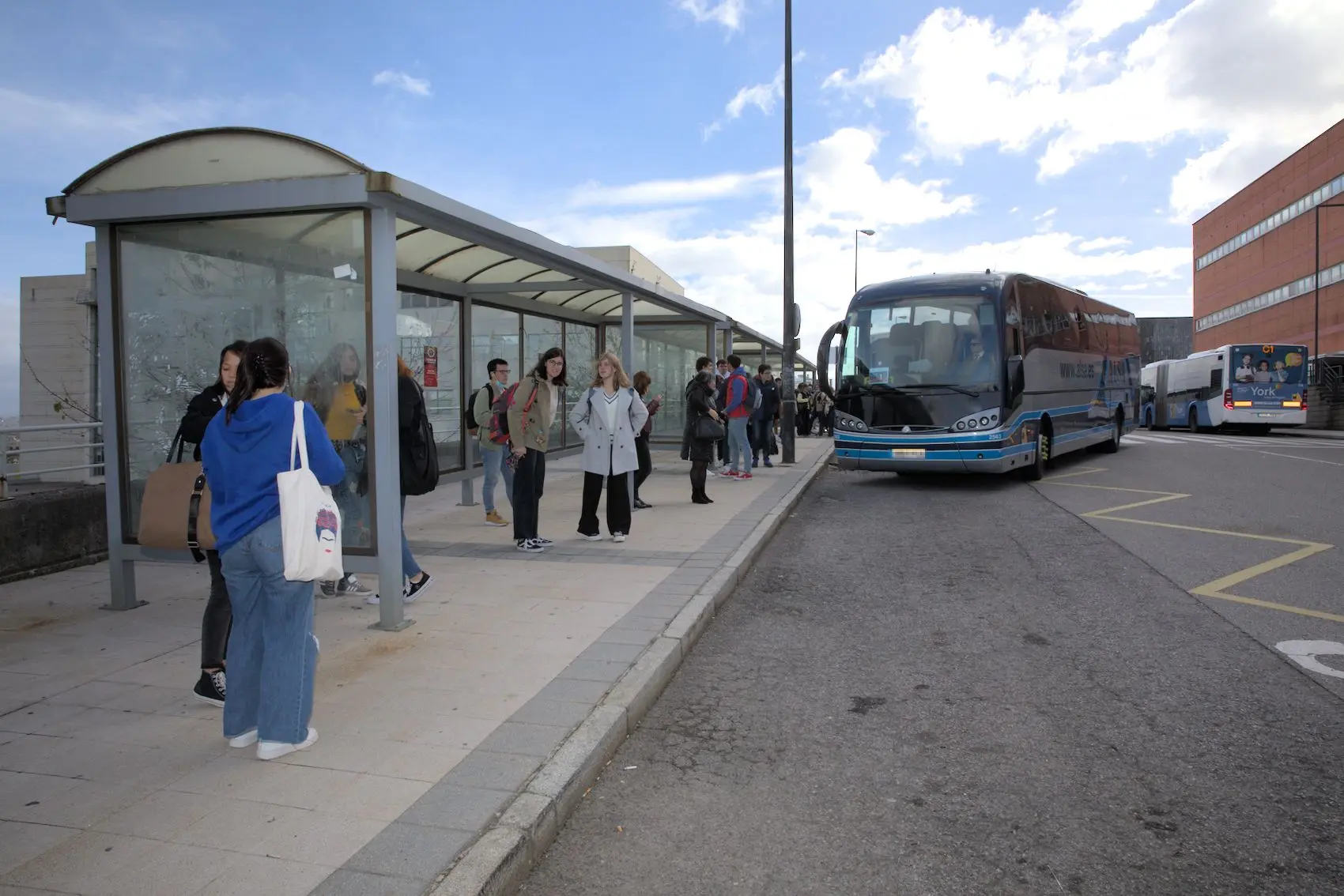 alsa directo gijon oviedo campus - Cuánto tarda el ALSA Oviedo Gijón