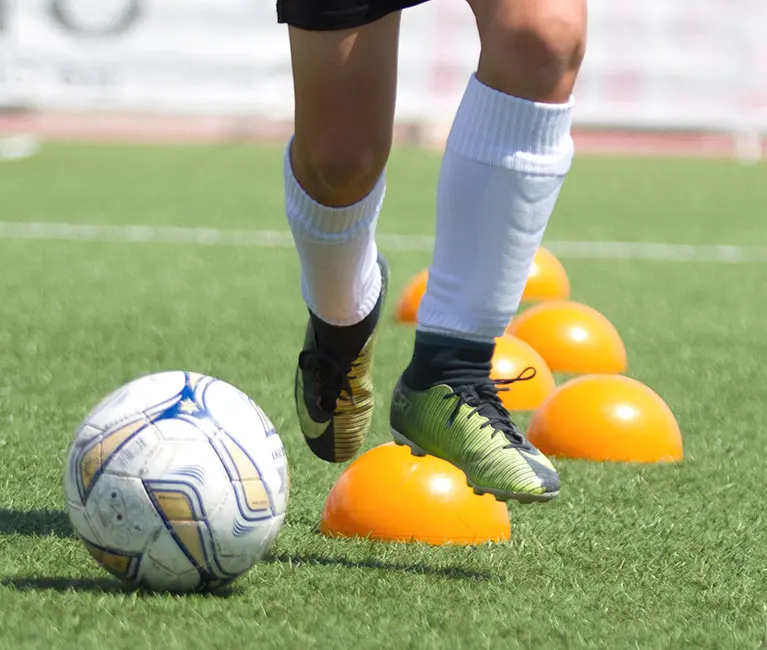 campus de futbol de jugadores - Cuántos jugadores hay en un campo de fútbol