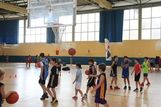 campamento de baloncestp en murcia campus - Dónde jugar al baloncesto en Murcia