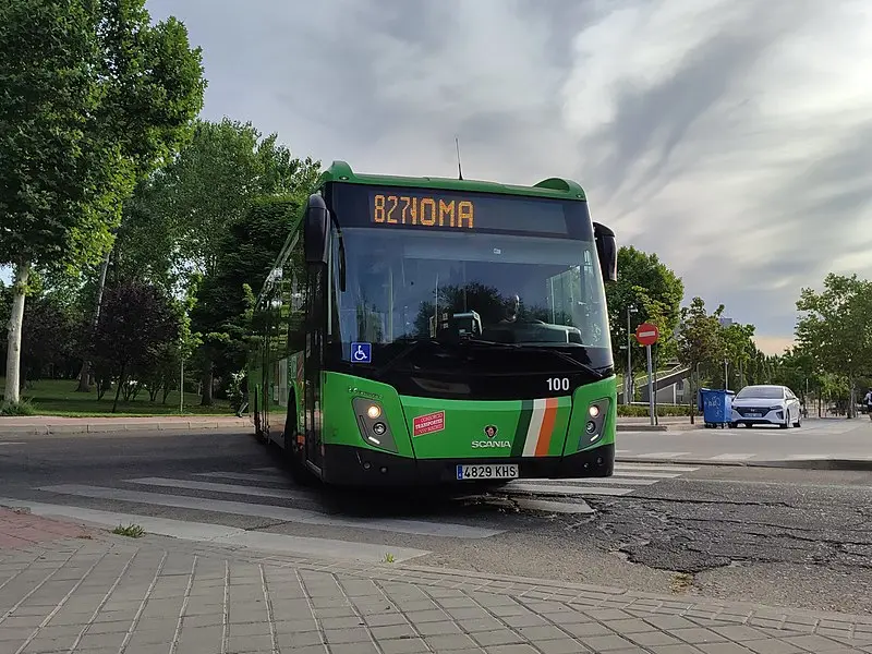 autobuses urbanos al campus de las llamas - Qué Autobús te lleva al Corte Inglés Santander