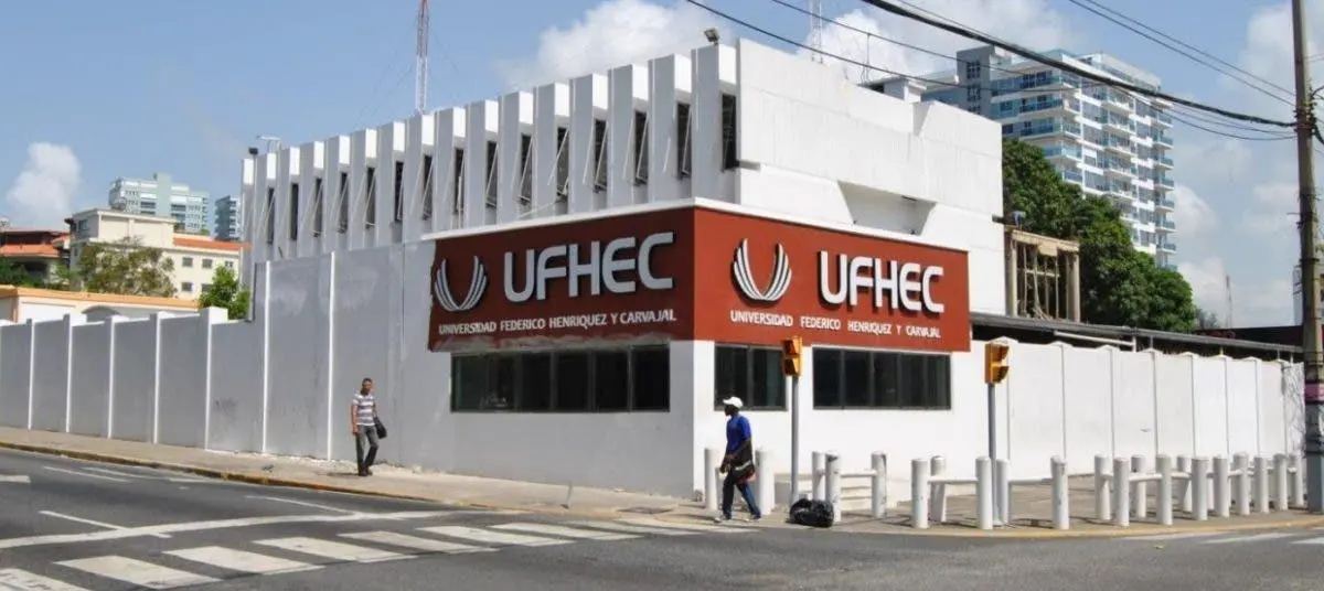 universidad federico henríquez y carvajal campus metropolitano - Qué se necesita para entrar a la Ufhec