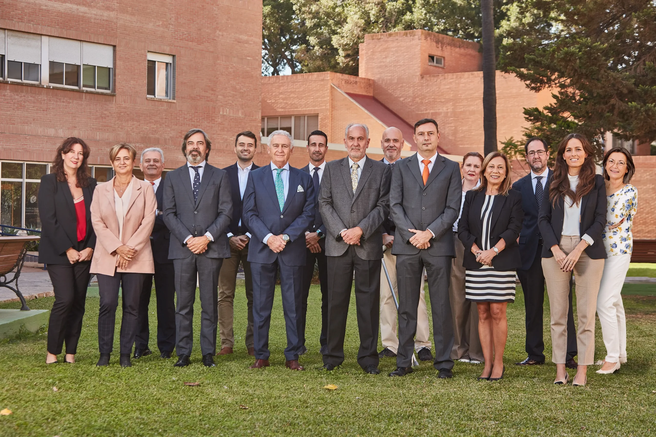 campus colegio de economistas de malaga - Quién se puede colegiar en el Colegio de Economistas